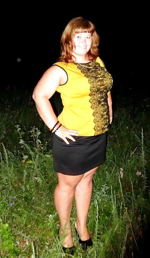 20P Curvy plump babe Marina