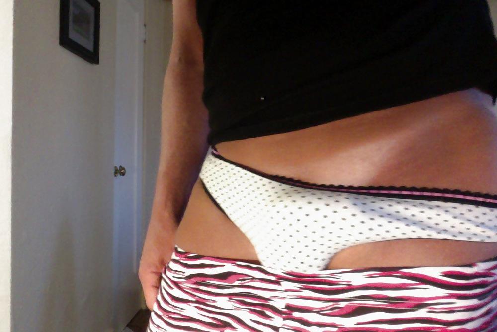 11P Crossdresser Lisa weekend panty play
