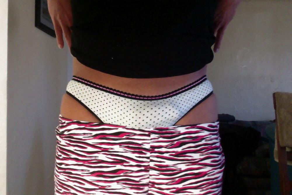 11P Crossdresser Lisa weekend panty play
