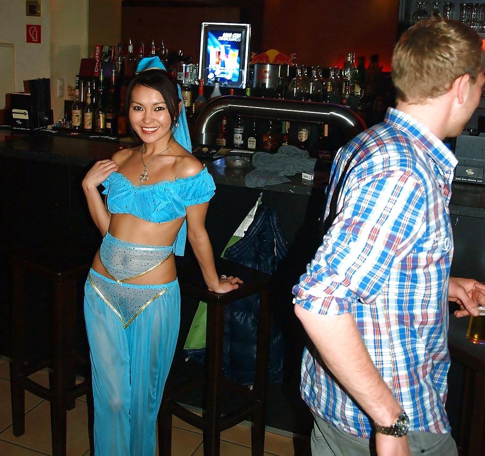 21P Mongolian girl nude in public