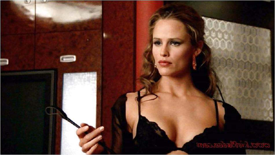 21P Female celebs - Cleaning the archive