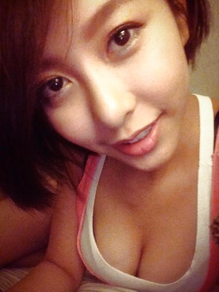 24P Cute Hong Kong Girl 