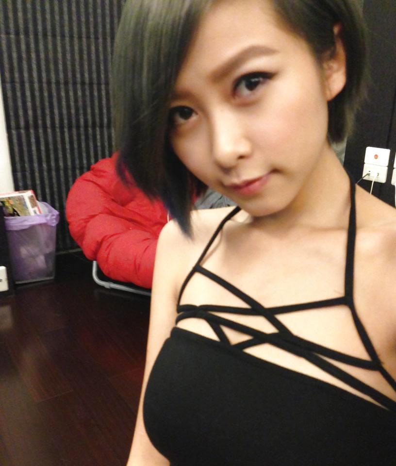 24P Cute Hong Kong Girl 