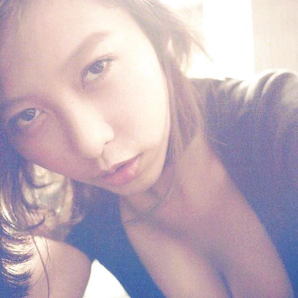 24P Cute Hong Kong Girl 