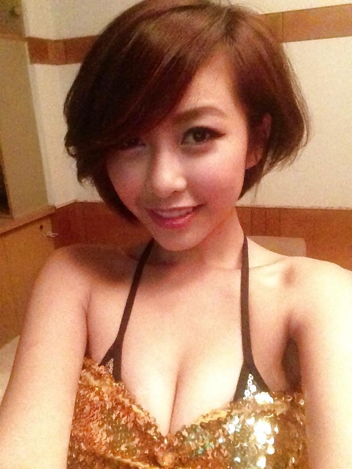 24P Cute Hong Kong Girl 