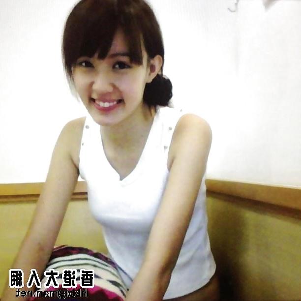24P Cute Hong Kong Girl 