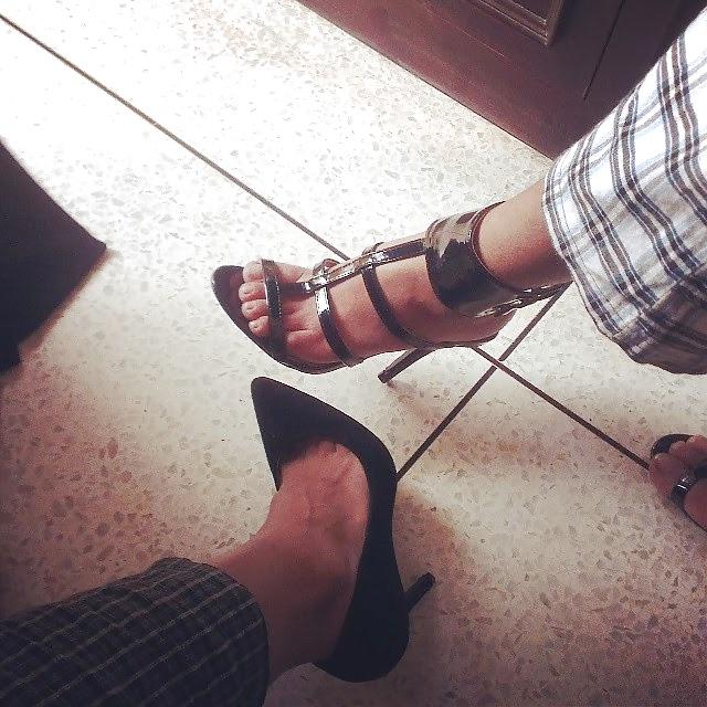 25P Sexy feet in high heels