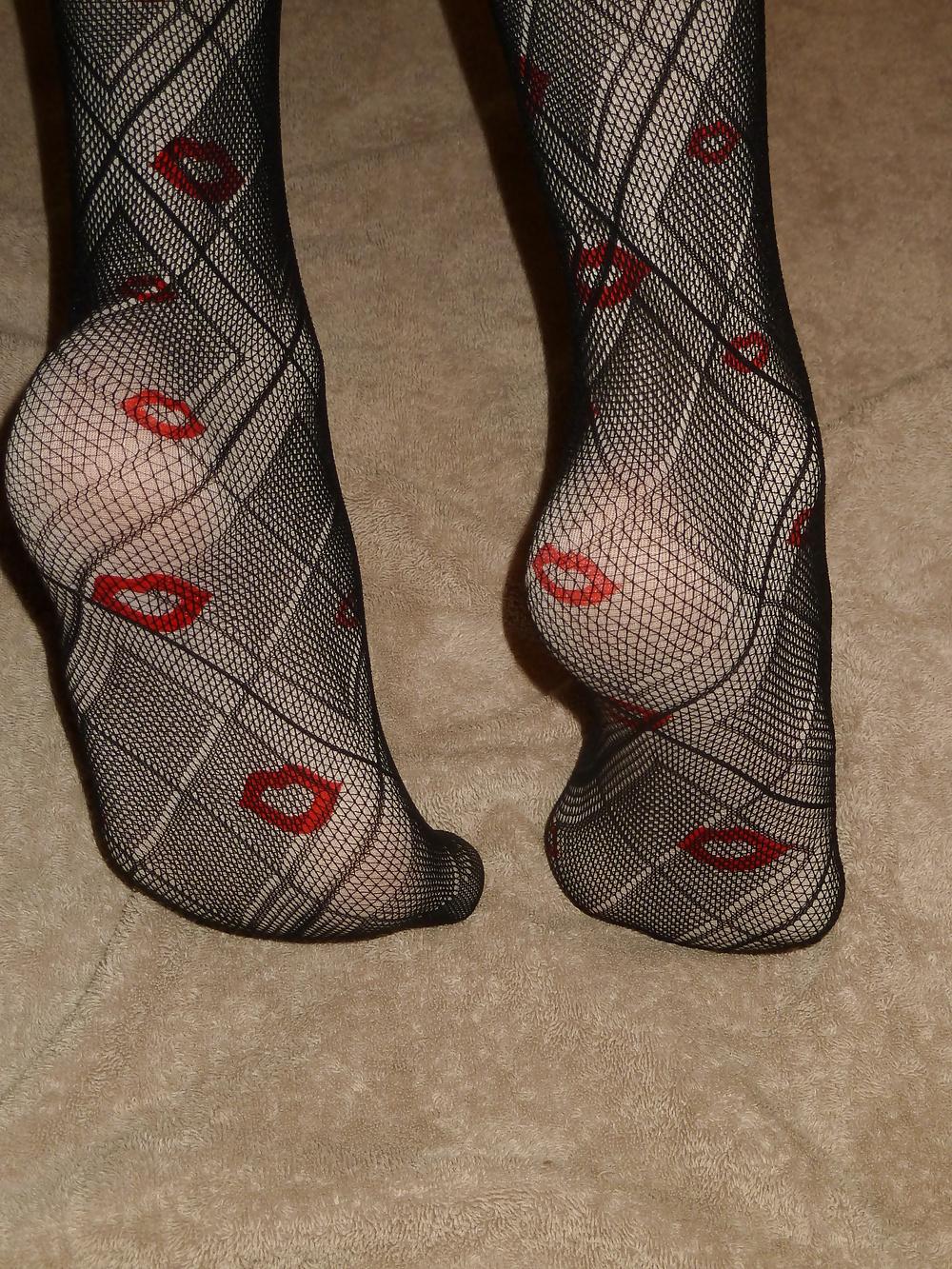 25P StockingS Feet