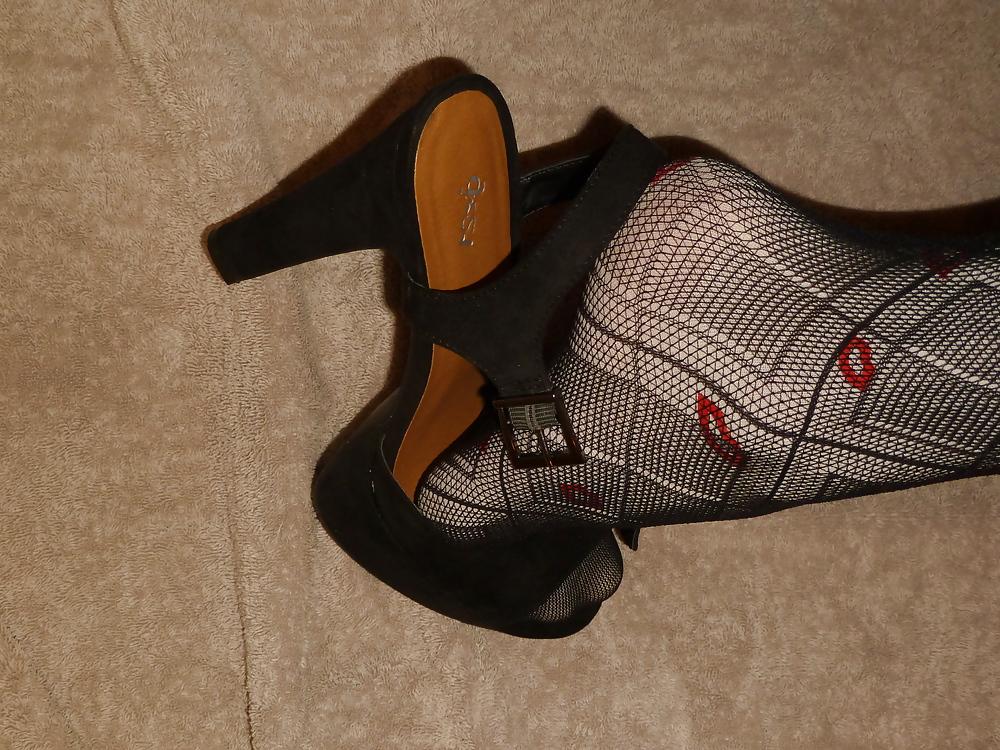 25P StockingS Feet