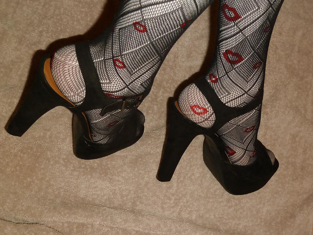 25P StockingS Feet