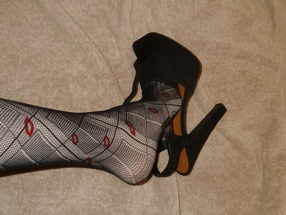 25P StockingS Feet