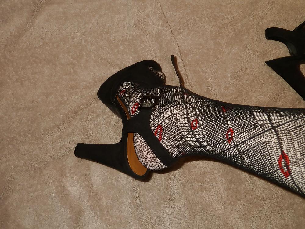 25P StockingS Feet
