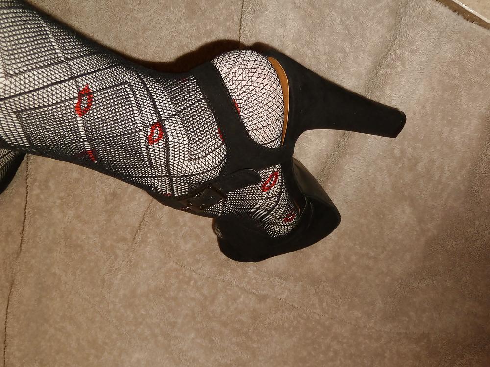 25P StockingS Feet