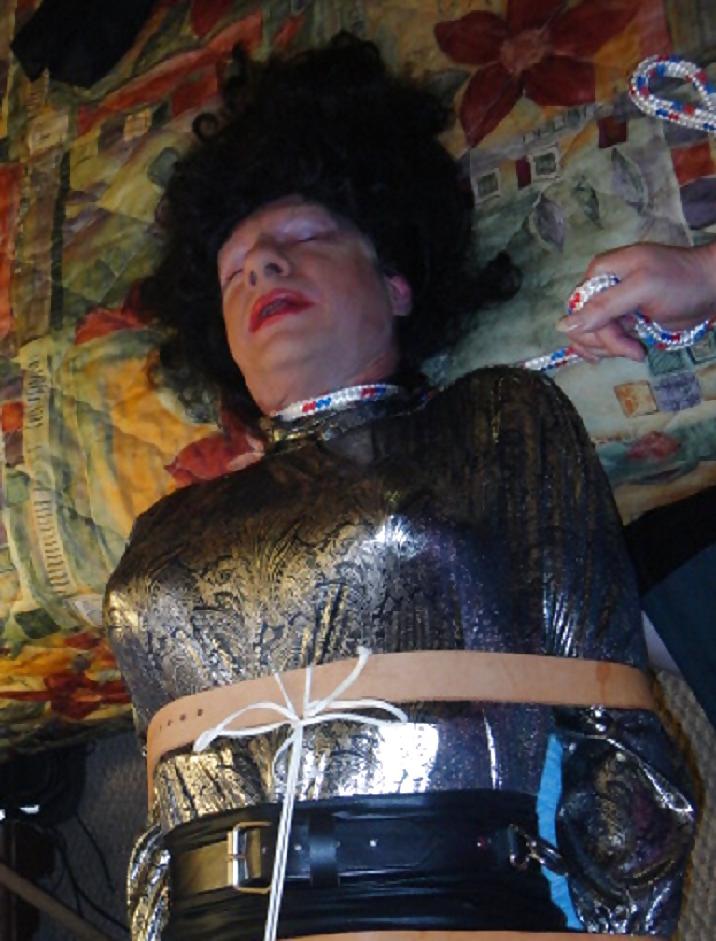 16P Kinky fun with Stephanie Lorain and friends 1