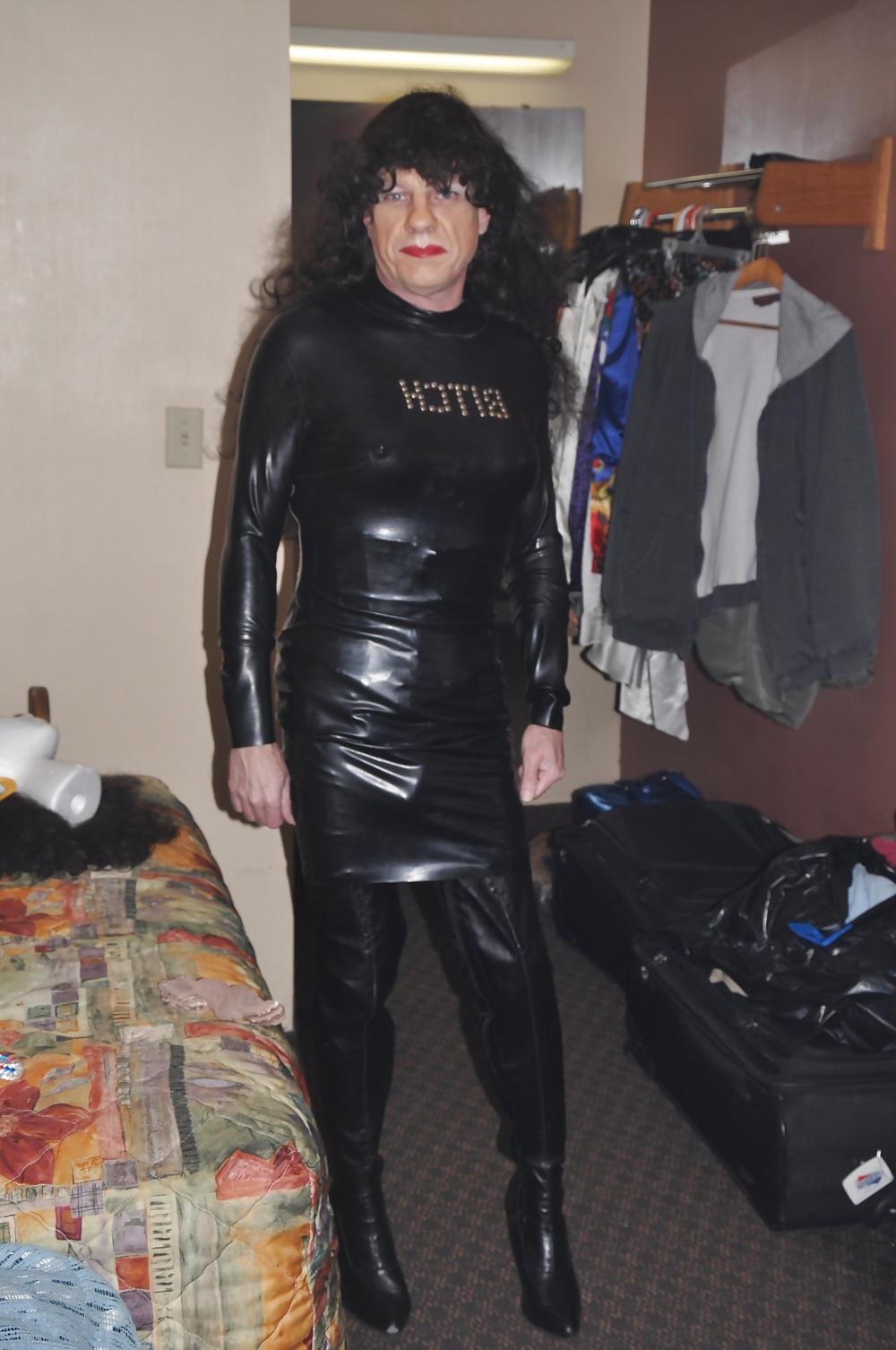 16P Kinky fun with Stephanie Lorain and friends 1