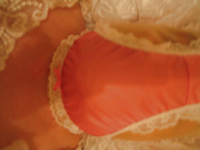 20P Shy sissy bride ,breathcontrol under the panties rubber hood