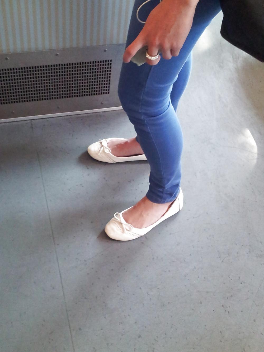 16P Candid shoes ballet flats ballerinas legs feet