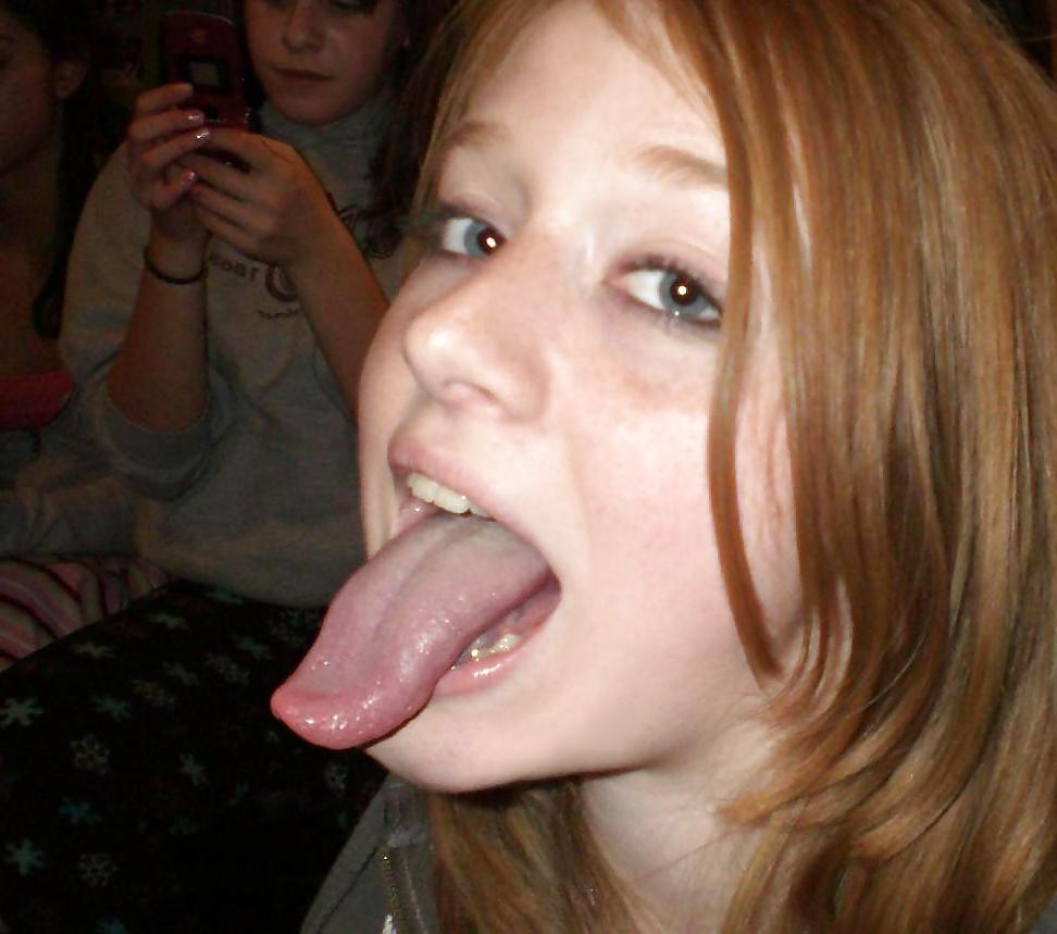 23P Teen Tongue Cum Targets