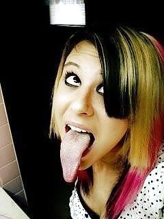 23P Teen Tongue Cum Targets