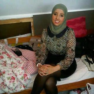 25P COMMENTS. . MUSLIM REAL GIRLS!