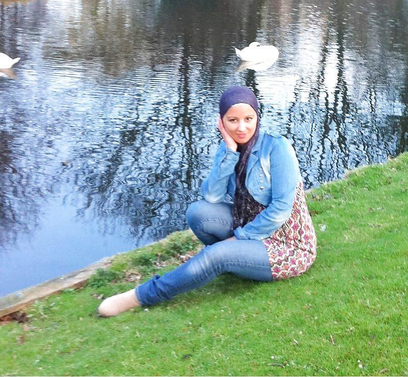 25P COMMENTS. . MUSLIM REAL GIRLS!