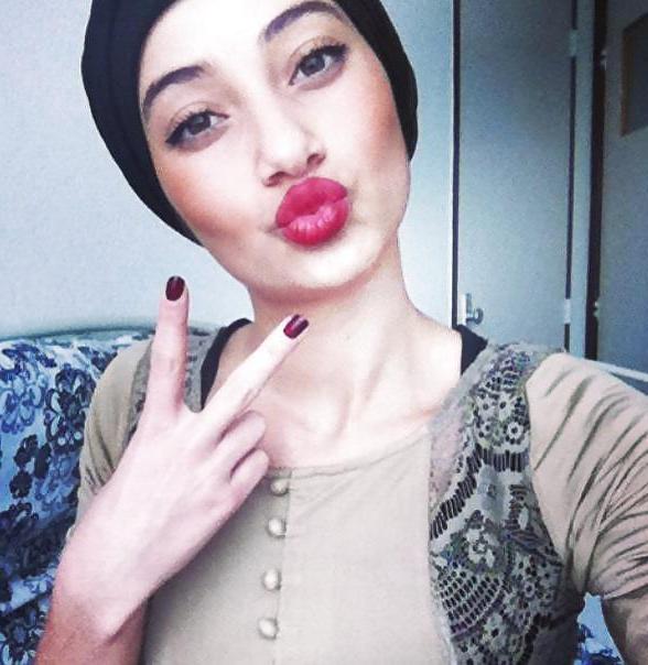 25P COMMENTS. . MUSLIM REAL GIRLS!