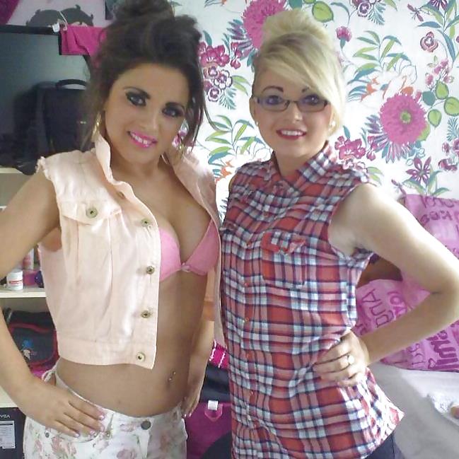 25P British Chavs & Skets