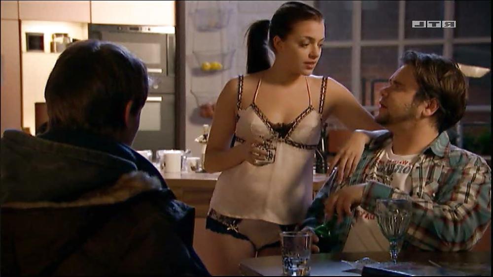 19P ANNE MENDEN GEILE BITCH