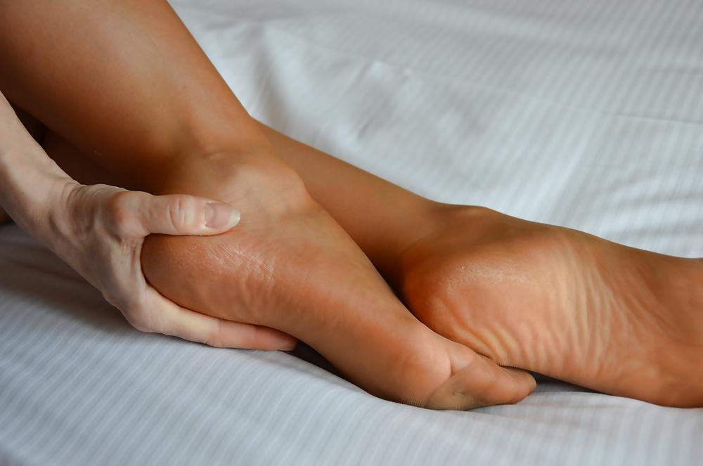 25P Wife's feet in Nylons - Samples 1