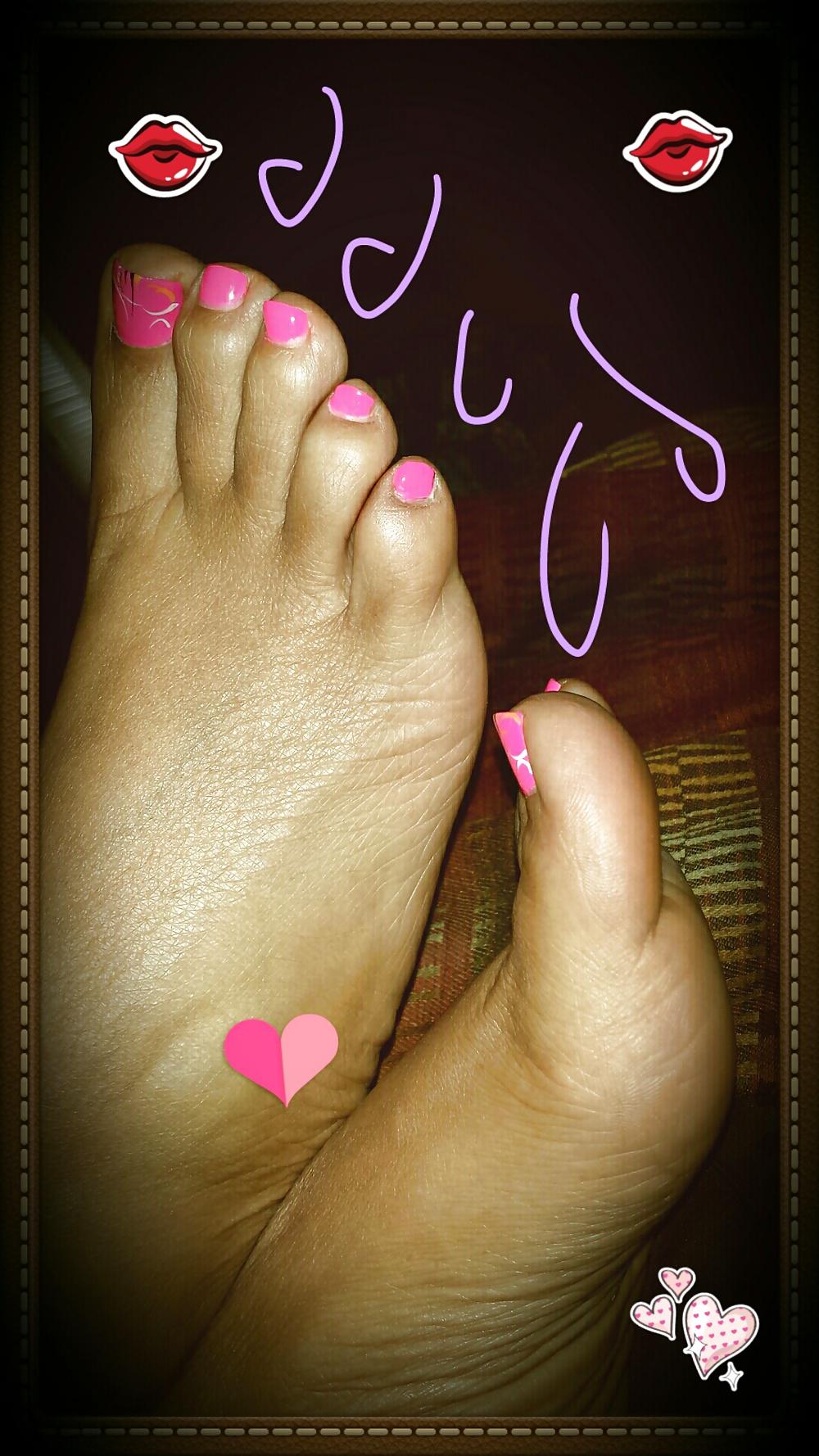 7P Feet & toes & soles
