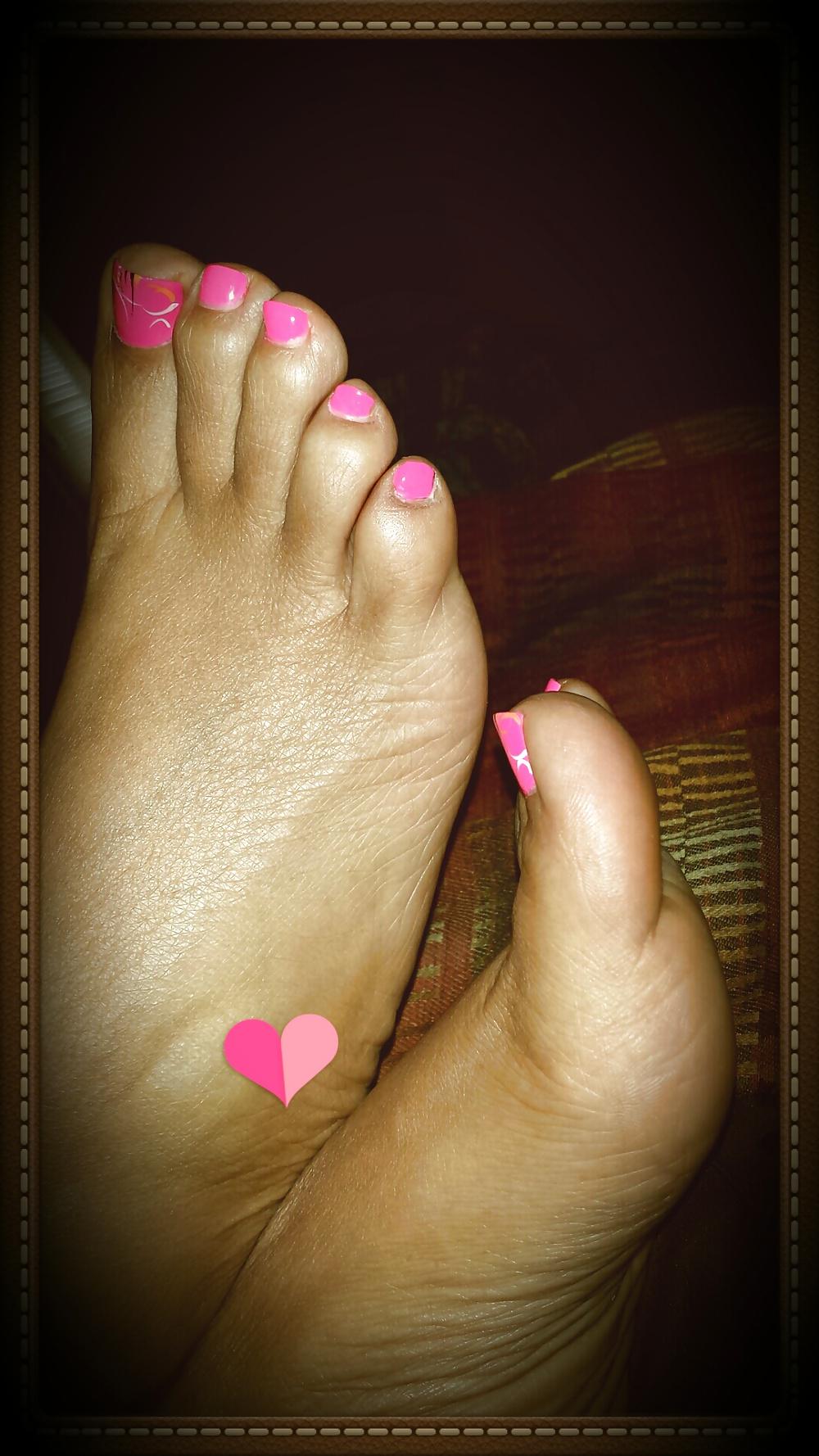 7P Feet & toes & soles