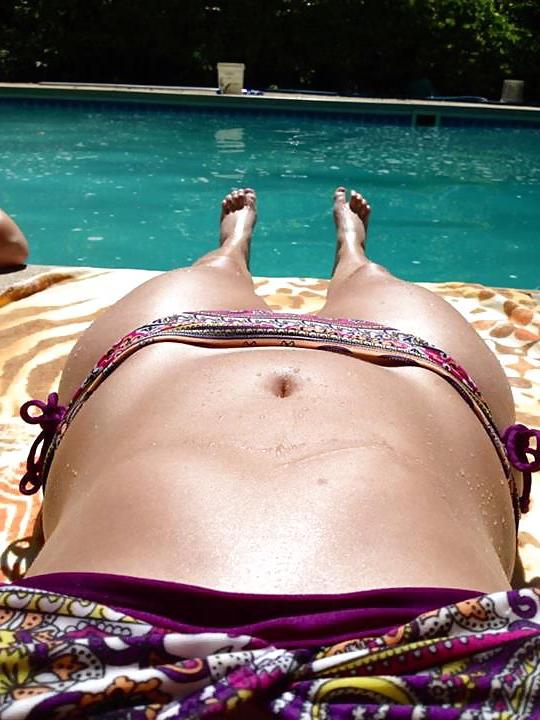 12P Amateur White Girls That Need BBC