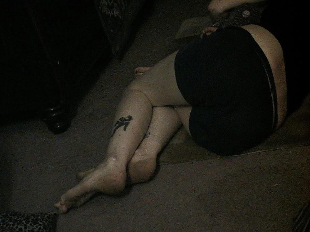 25P Punk Girl's Feet