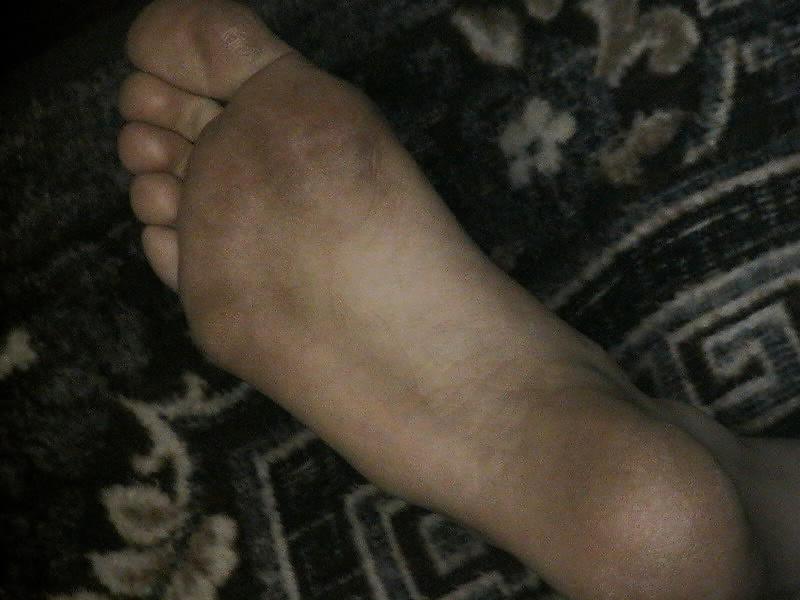 25P Punk Girl's Feet