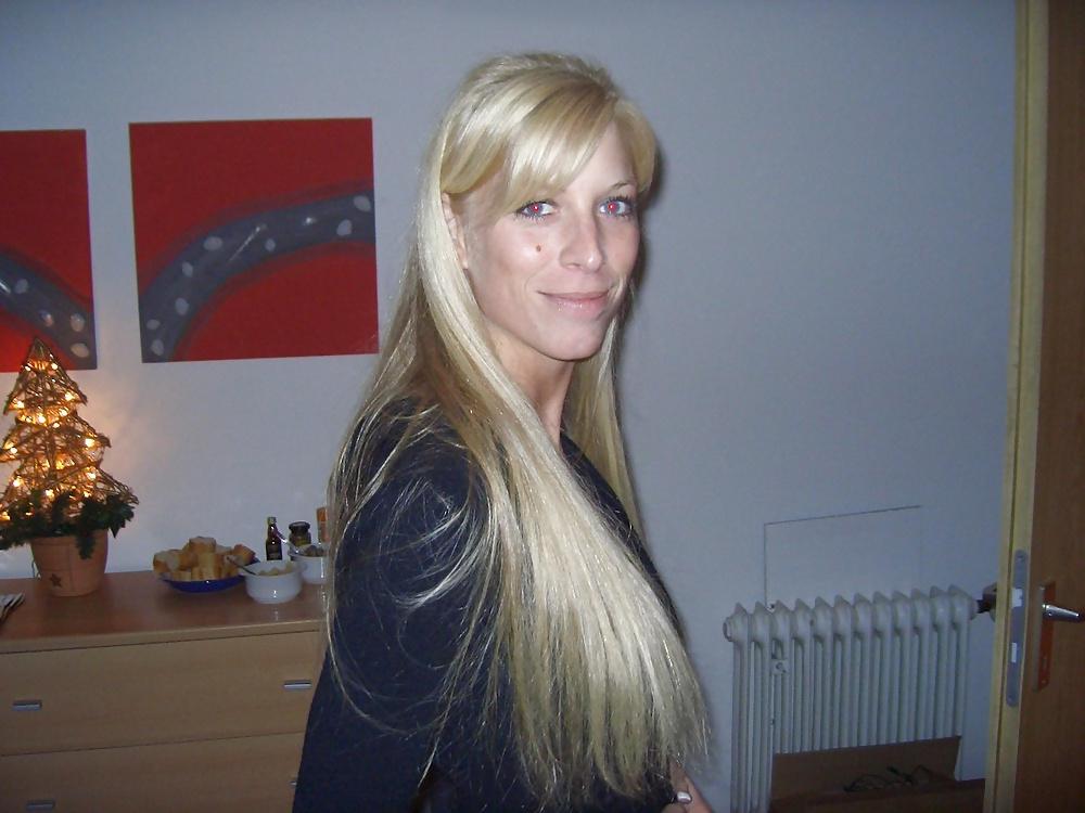 25P Cute Blonde Teen Exposed & More