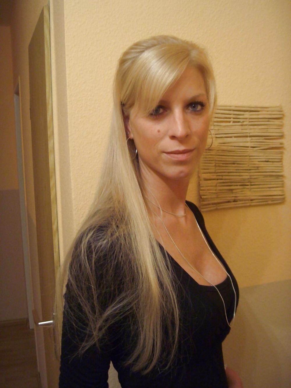 25P Cute Blonde Teen Exposed & More