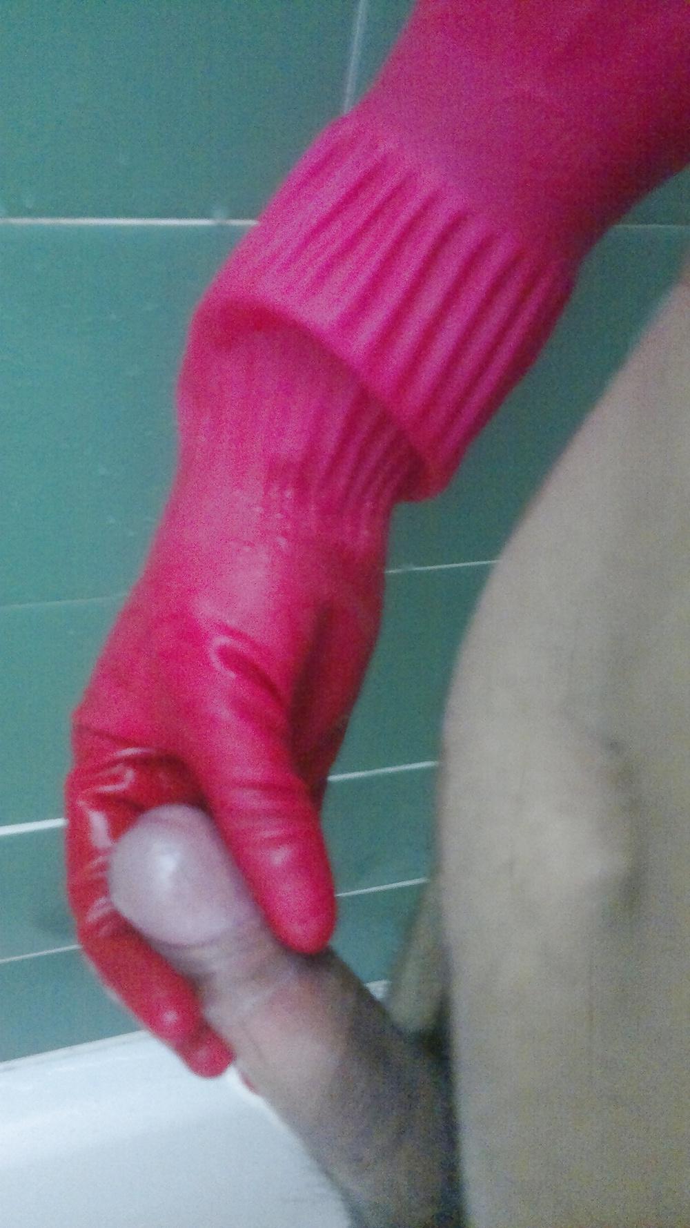 10P My gloves =)