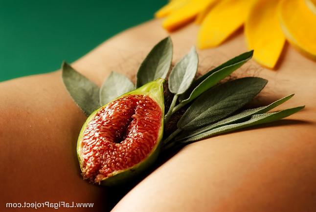 25P Erotic Art Found on the Web