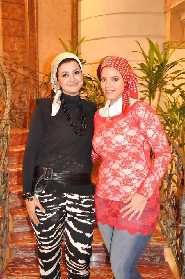 17P Bitch arabic womens