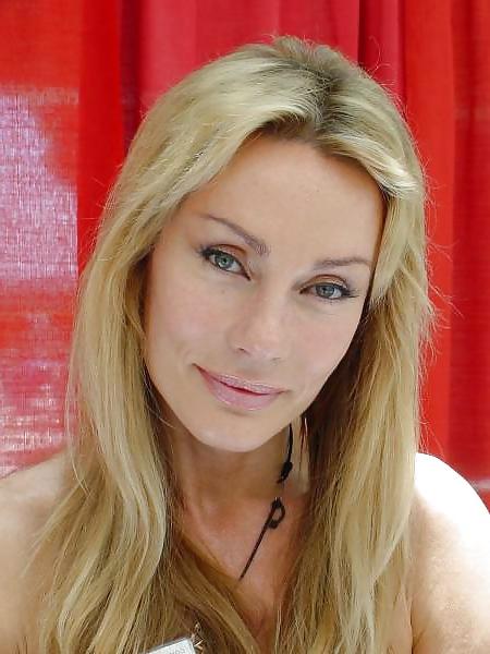 13P Virginia Hey-Mature Goddess
