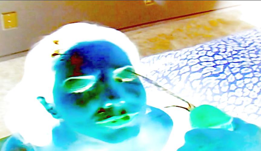 25P Freaky Facials