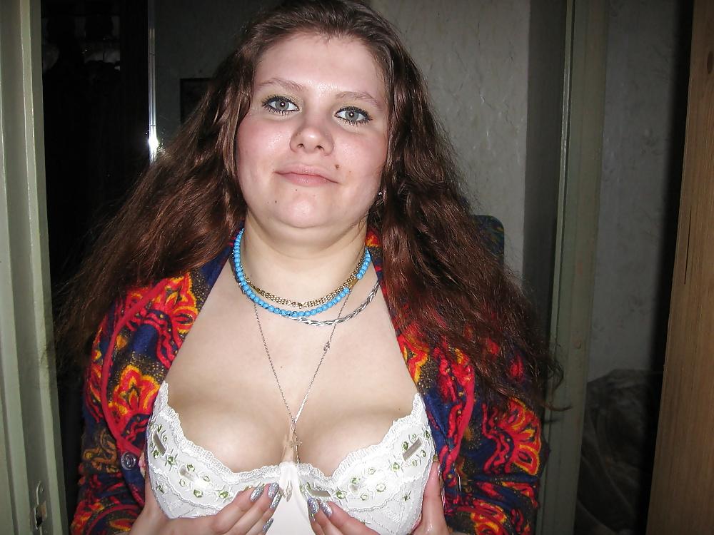25P Russian lustful bitch! Amateur photos!