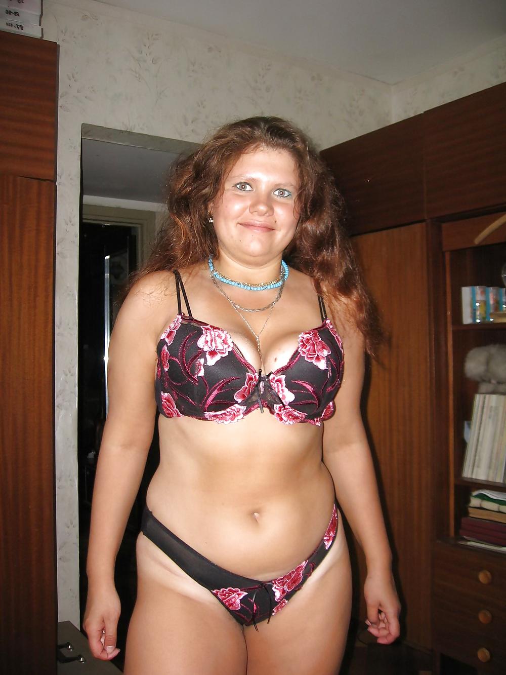 25P Russian lustful bitch! Amateur photos!