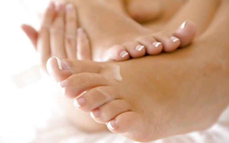 25P Fun With Feet