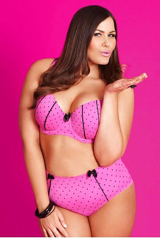 9P Plus Size Model Goddess: Courtney Maxwell