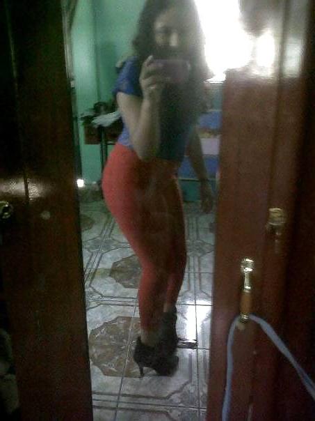 7P Madre en Toilet, Hija en Toilet... meet them jeje