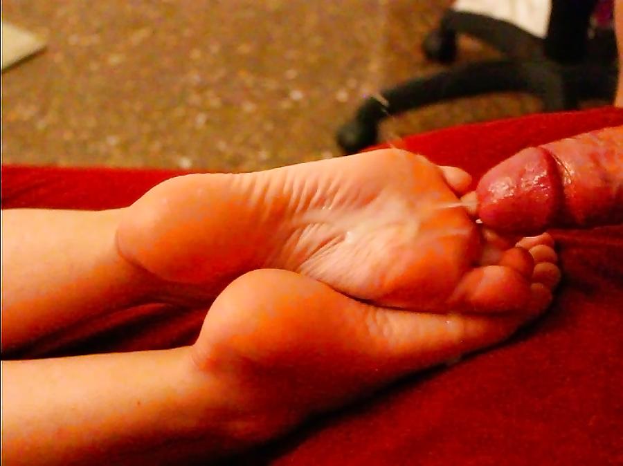 10P Cumshots on FEET, SOLES, TOES