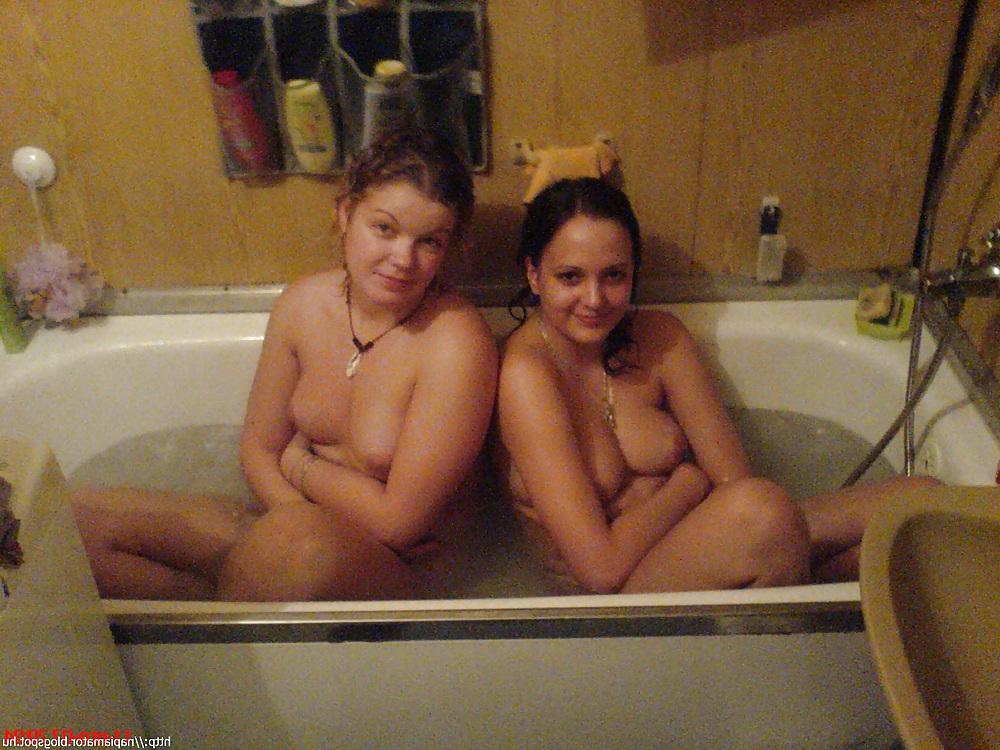 11P Czech girlfriends