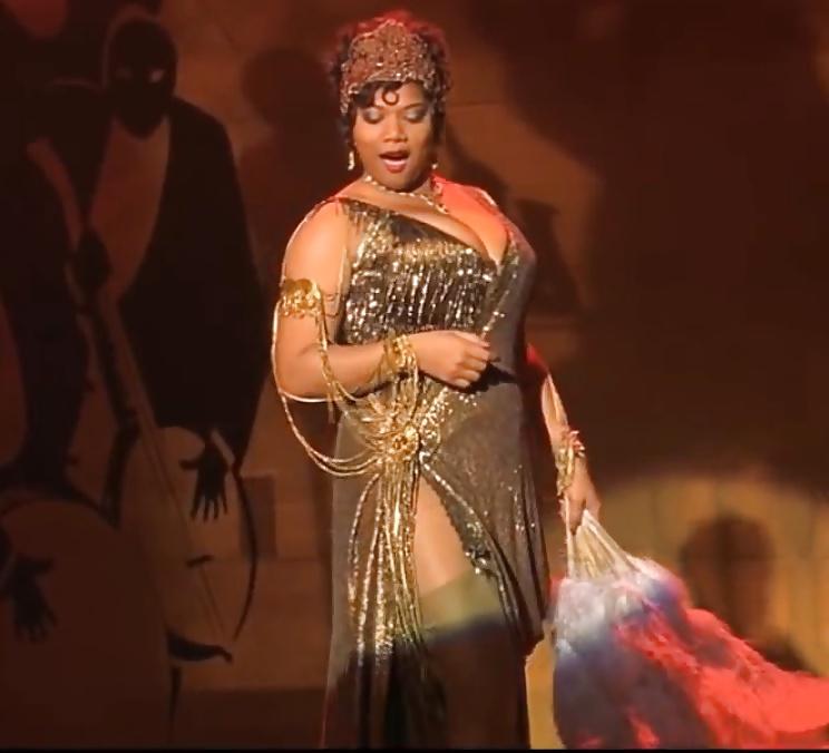 13P Queen Latifah In Stockings And Garters