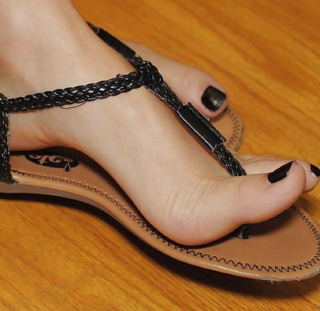 23P Feet, Toes, Shoes